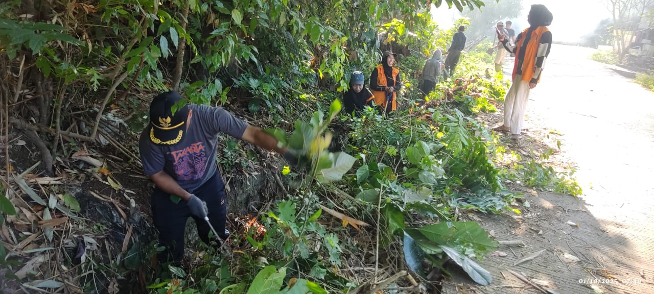 AYO, KITA TUNJUKKAN SEMANGAT GOTONG ROYONG DAN KERJA SAMA UNTUK MENCAPAI TUJUAN